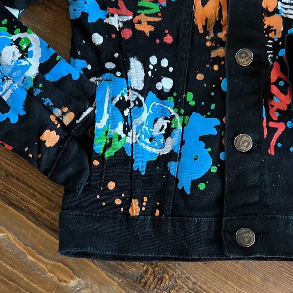 NWOT Akademiks Painted Graffiti Kids Black Jeans Jacket - Picture 4 of 6